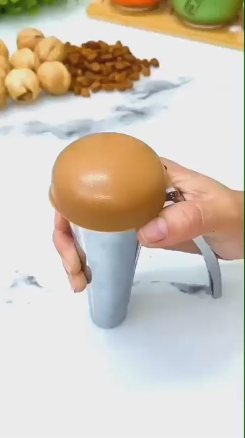 Heavy-Duty Walnutcracker